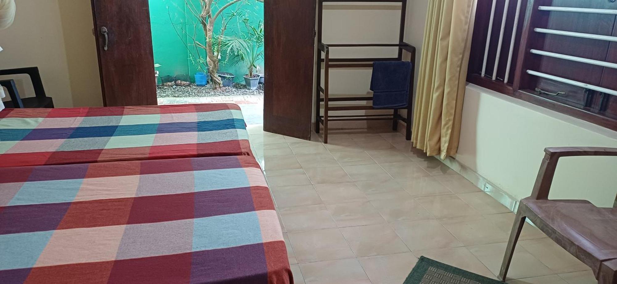 Twin Palms Hotel Mirissa Kültér fotó